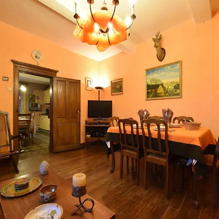 Holiday home Holiday Home In Berismenil Near Lake, Cleaning Included Berismenil